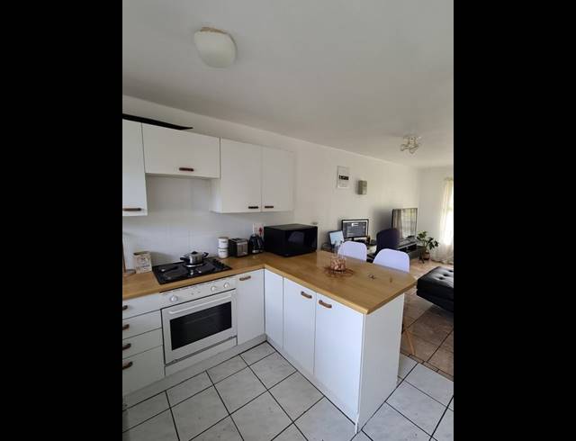 2 BEDROOM PROPERTY TO RENT IN OAKGLEN